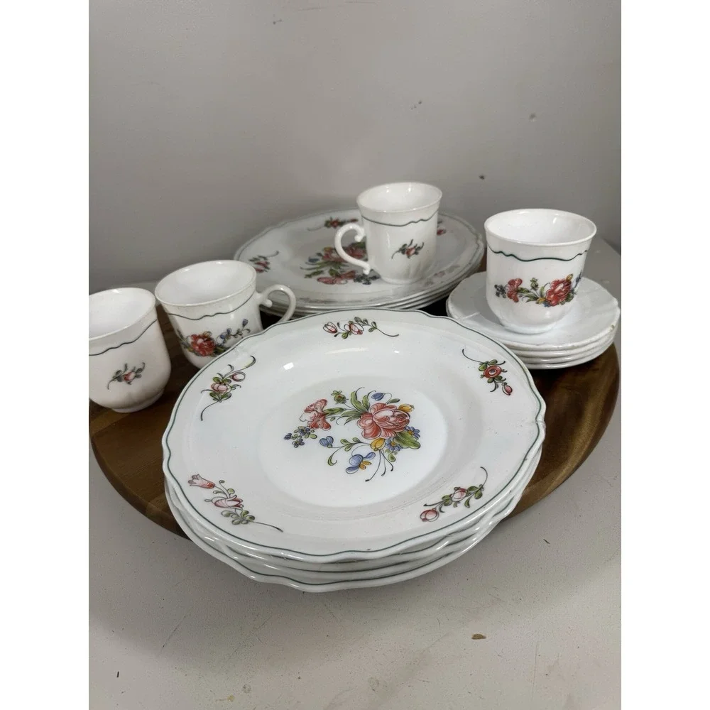 NOS‎ 16 Piece Dinnerware Set Arcopal France 